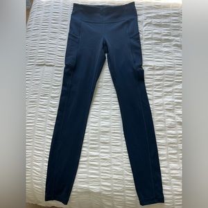 Lululemon navy blue leggings with pockets, size 4